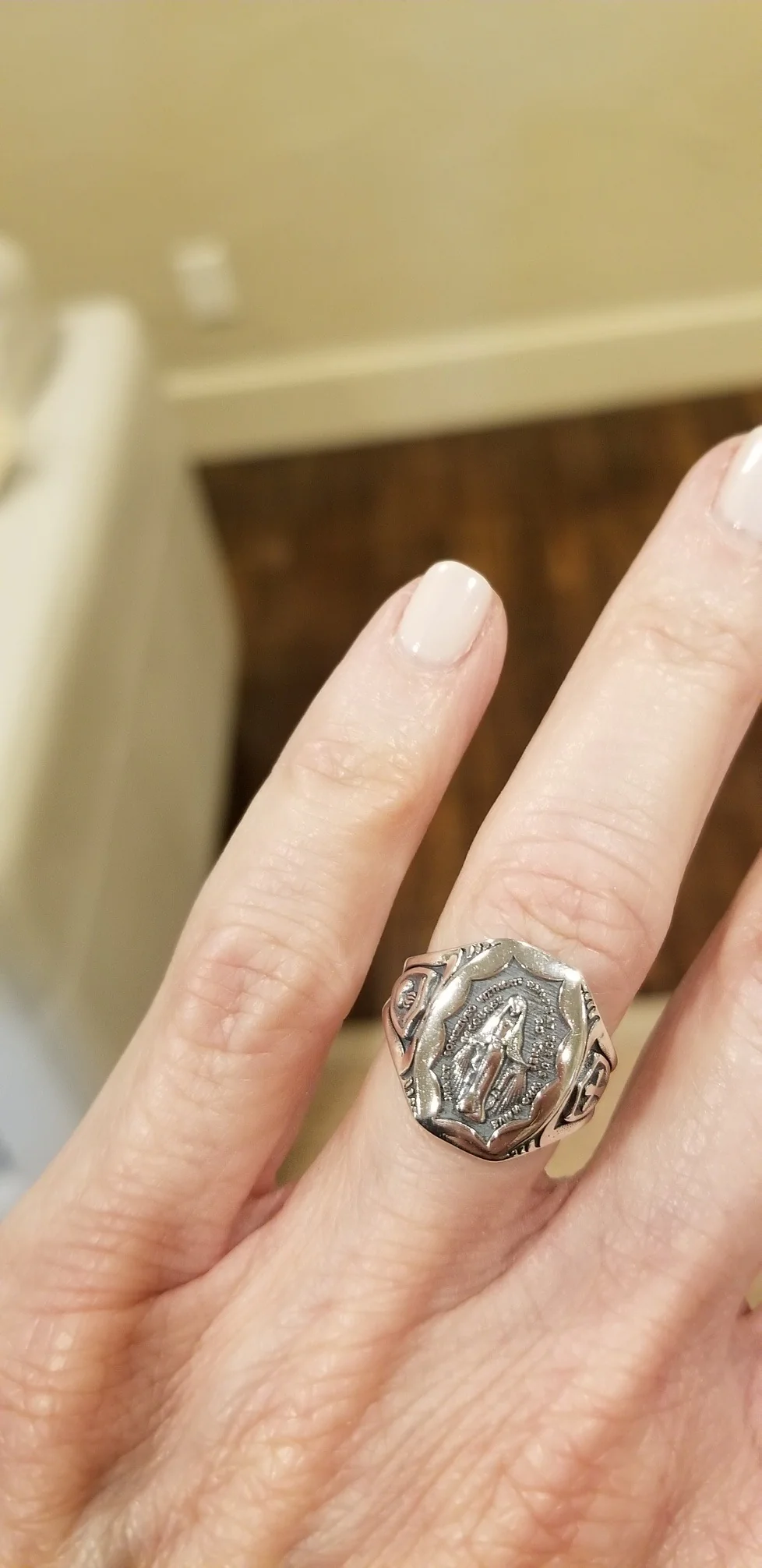 Adjustable Holy Mary Vintage Signet Ring - Silver or Gold - Image 5