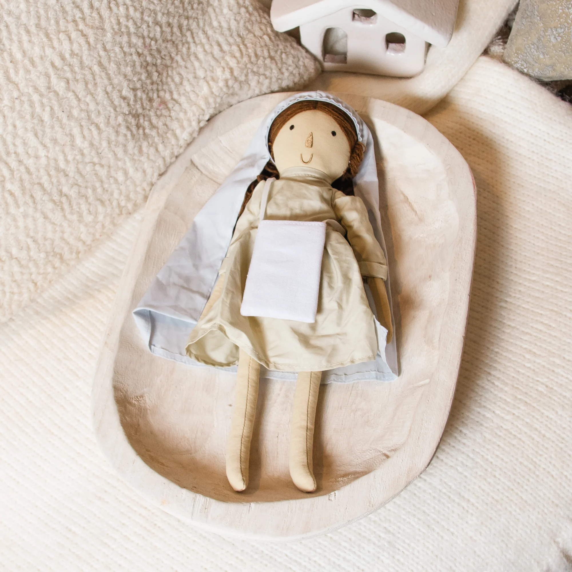Be A Heart Mary on the Mantel Book & Mary Doll Set - Medium Skin Tone or Light Skin Tone - Image 3
