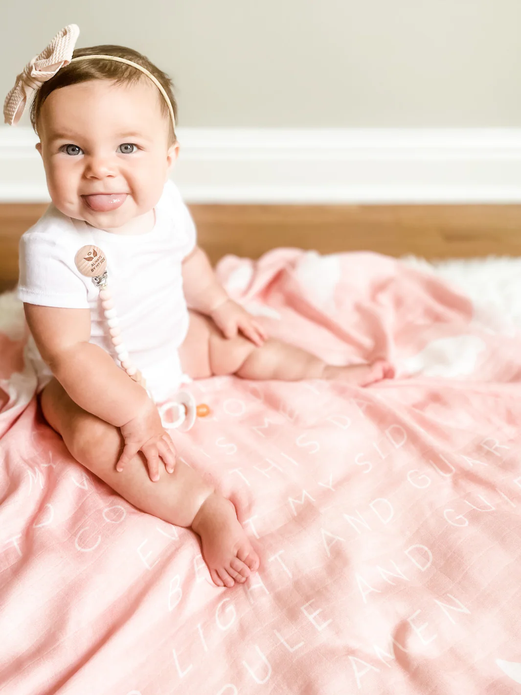 Guardian Angel Baby Swaddle (Pink) - Image 2