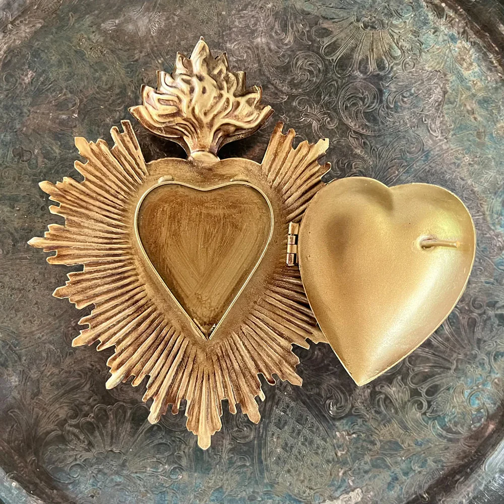Hanging Sacred Heart Milagro Keepsake Box - Multiple Colors - Image 4