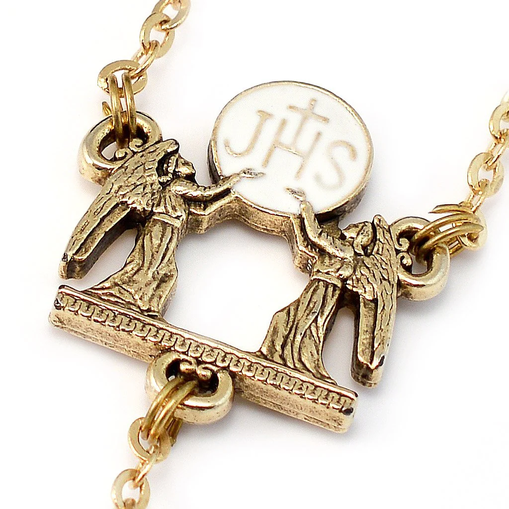 Holy Communion Eucharistic Pearl & Gold Rosary - Image 3