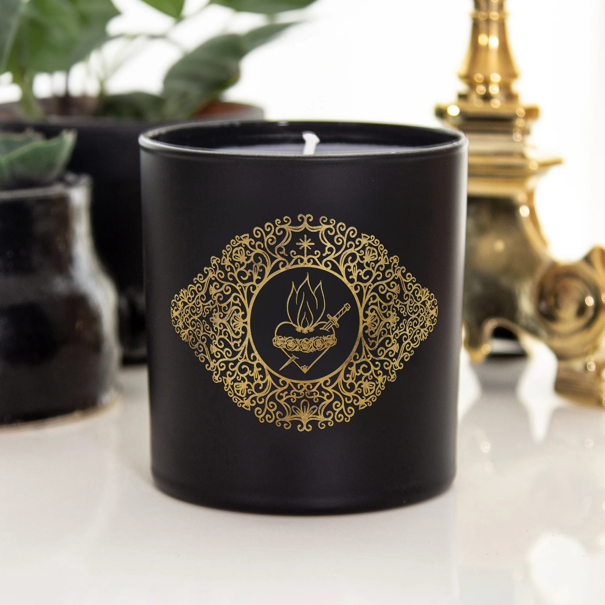 Immaculate Heart of Mary Gold Filigree Candle - Image 3