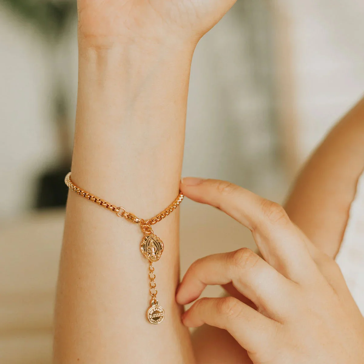 Miraculous Medal Marian Consecration Bracelet - Multiple Colors - Image 8