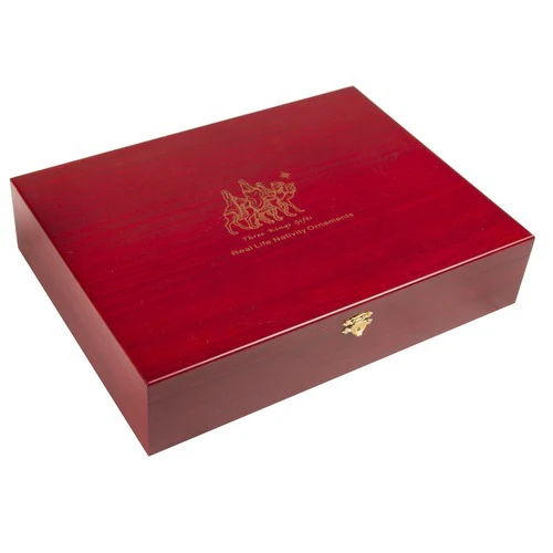 Nativity Ornament Set in Wooden Chest - Image 5