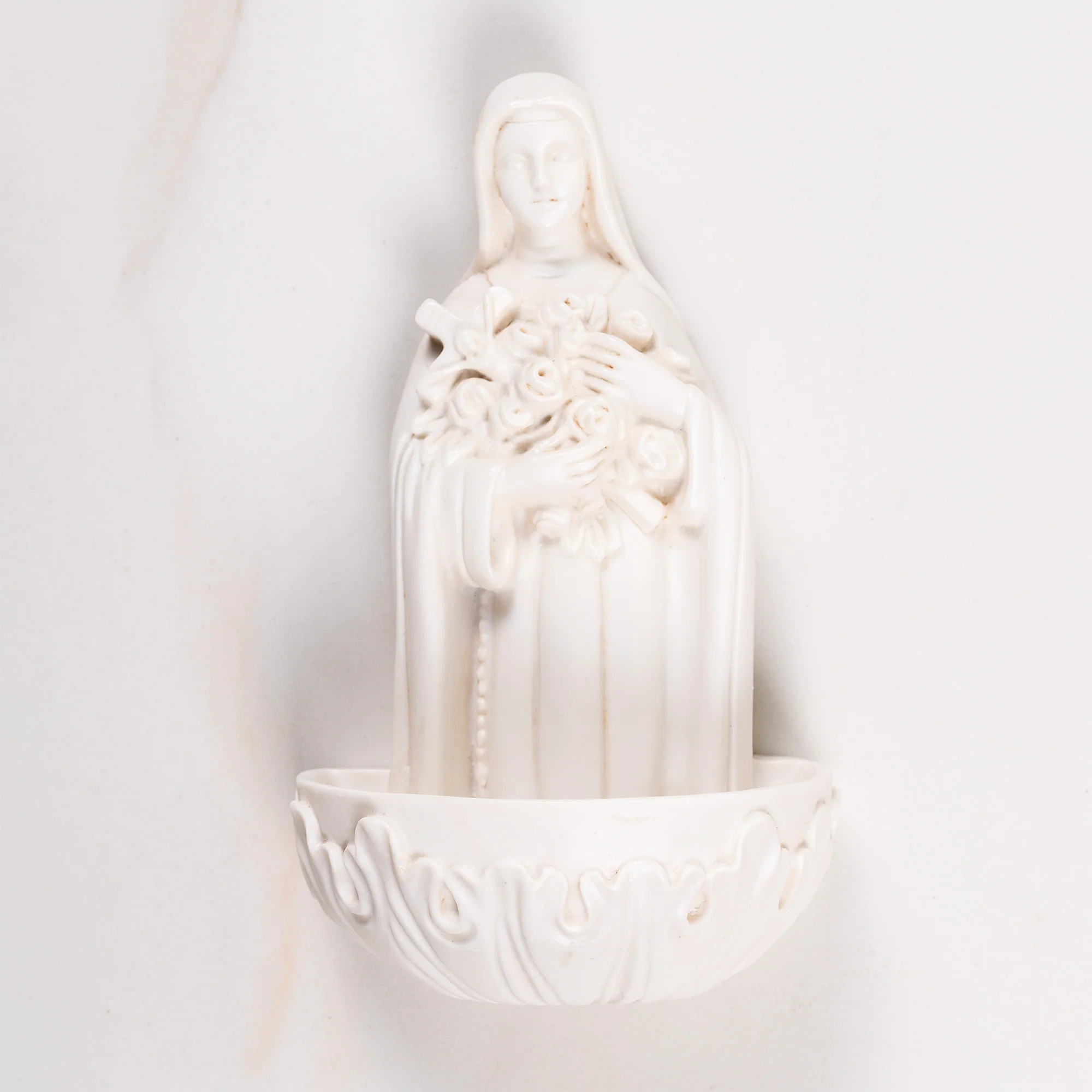 St. Therese Antique White Holy Water Font - 6.3"
