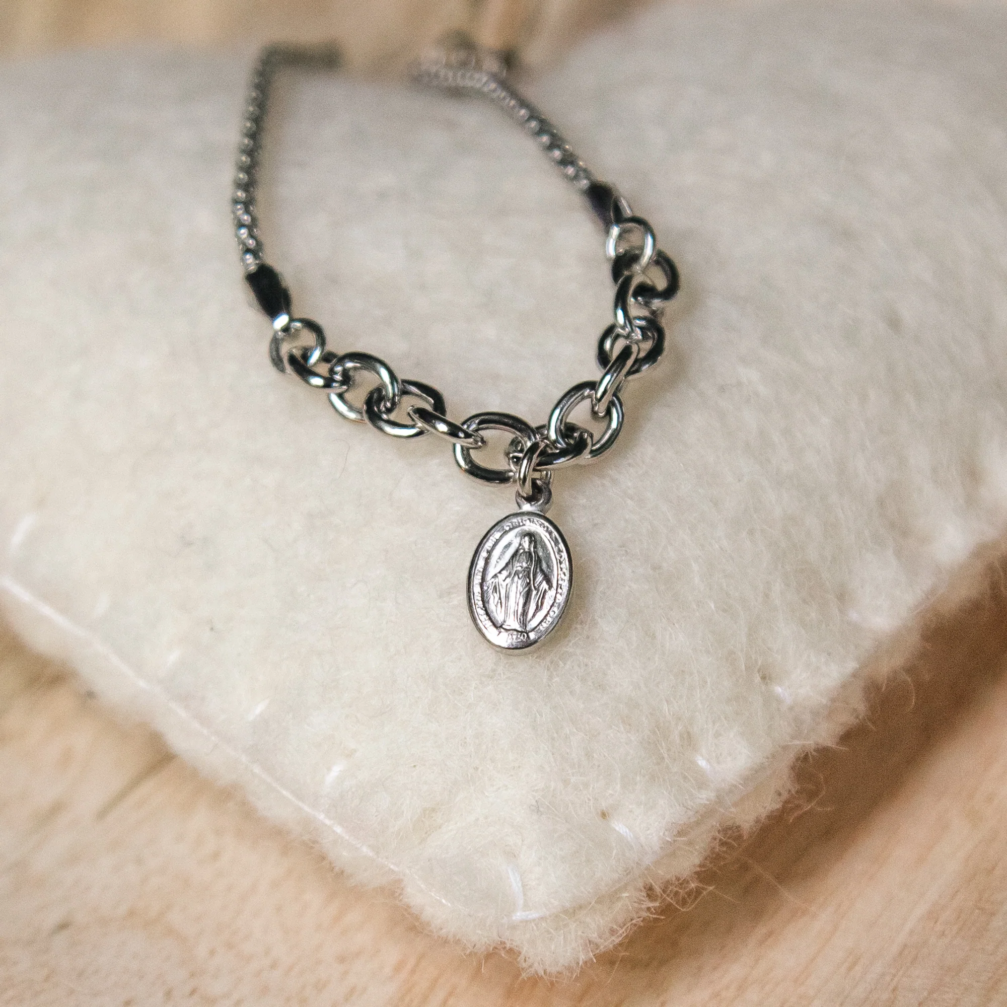 Sterling Silver Miraculous Medal Bracelet - Image 2